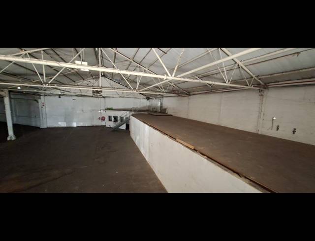 1,100M² WAREHOUSE TO LET IN MORNINGSIDE